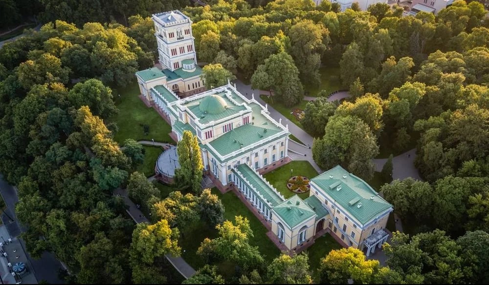 Дворцово-парковый ансамбль в Гомеле
