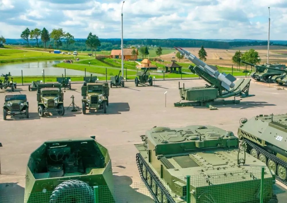 Военная техника на «Линии Сталина»