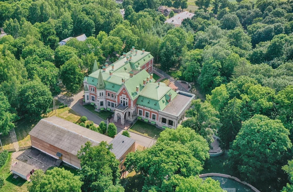 Мавританский стиль усадьбы в Красном Береге