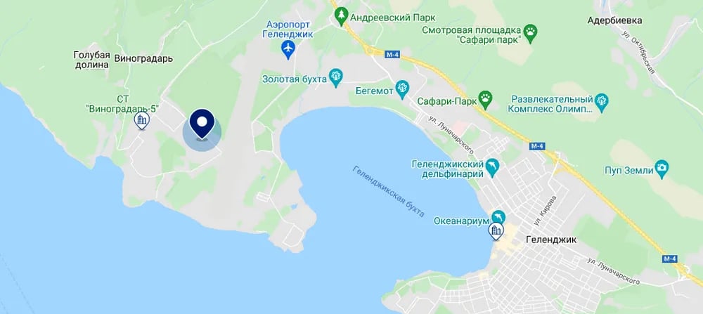 Пляж Голубой бухты в Геленджике