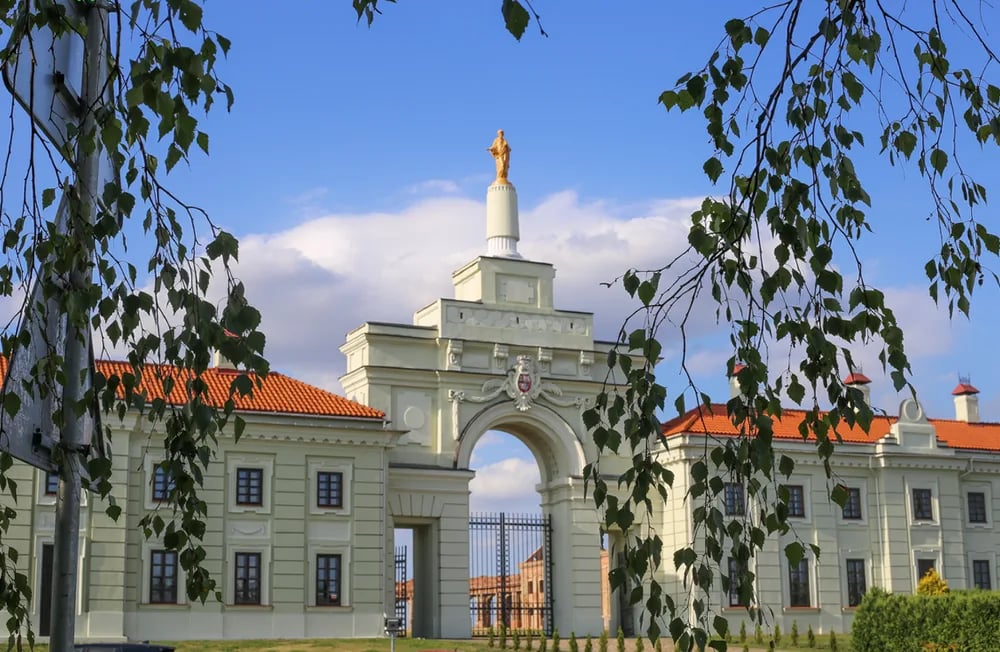 Дворцовый комплекс Сапег в Ружанах