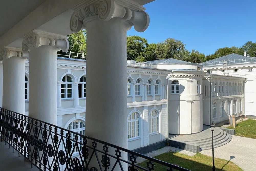 Интерьеры дворца Булгаков