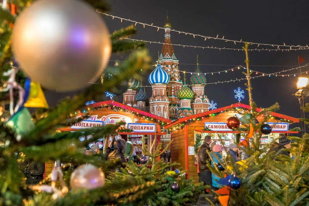 Новый год в Москве: Красная площадь и ВДНХ