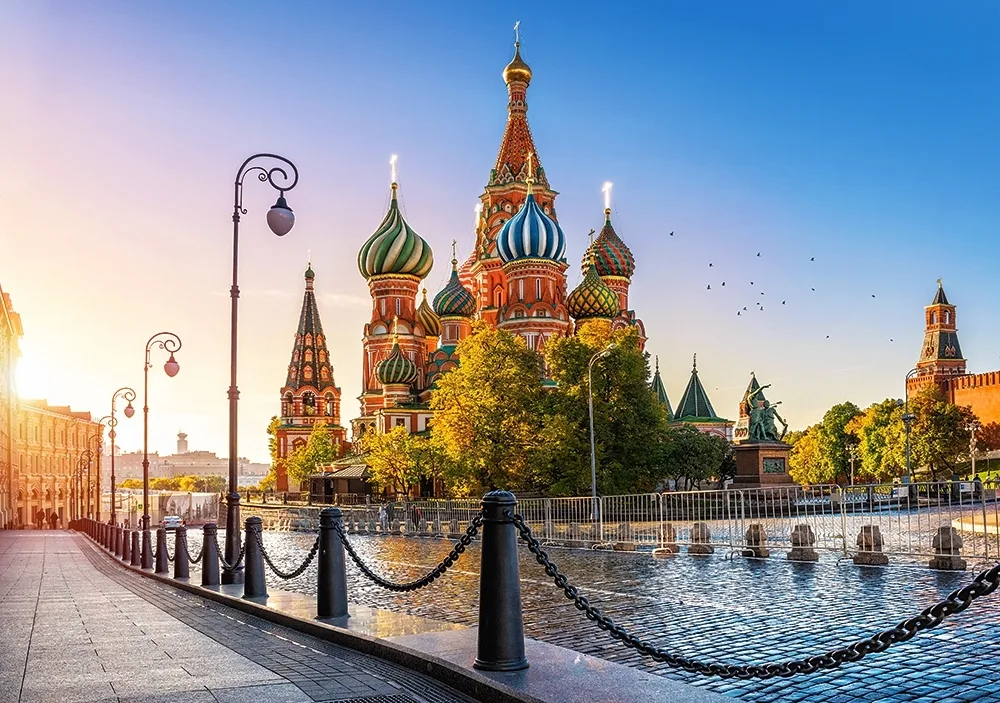 Москва за выходные: обзорная, ВДНХ и «Патриот»