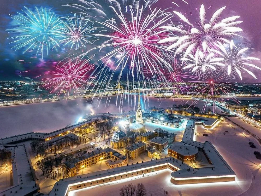 Новый год в Петербурге: тур из Гомеля