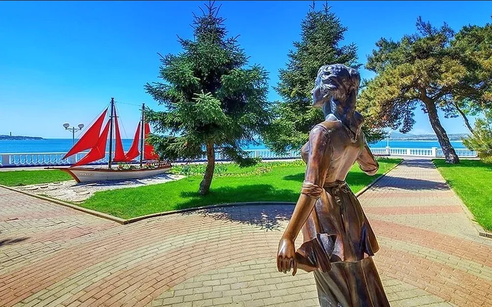 Геленджик: набережная, аквапарки и водопады Жане